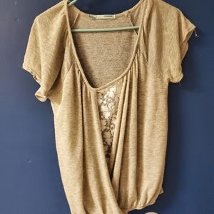 Lightweight lace top